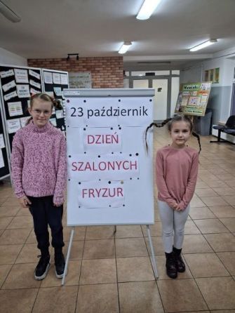Dzień szalonych fryzur